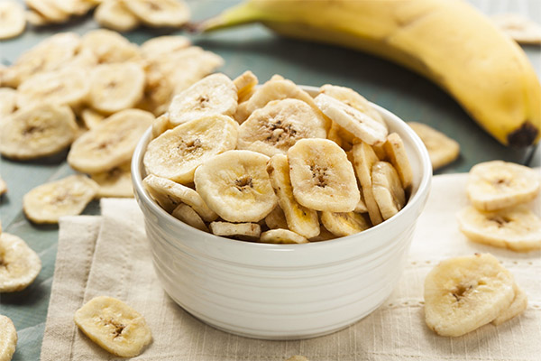 The benefits and harms of dried bananas
