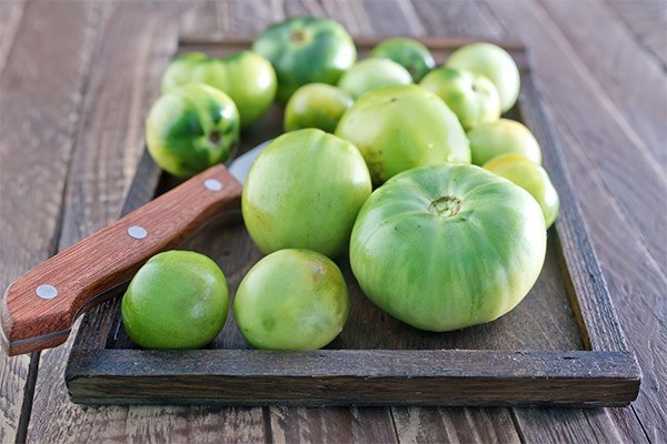 The benefits and harms of green tomatoes