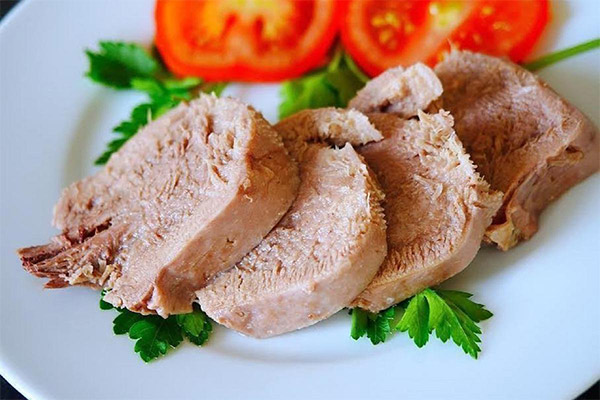 How and how much to cook pork tongue until tender