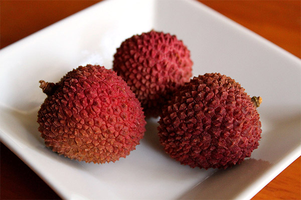 What can be cooked from lychee fruit